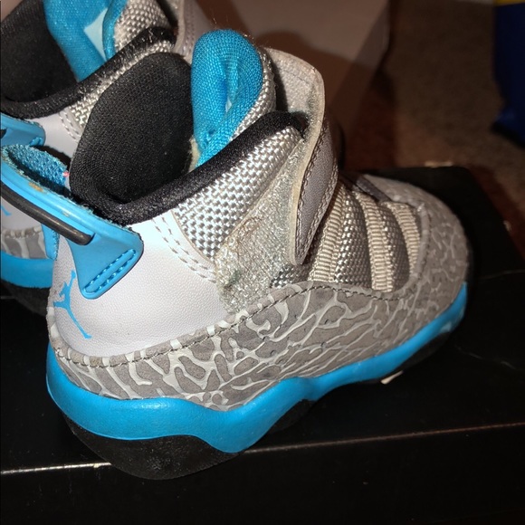 Jordan 4C - Picture 2 of 3